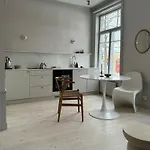 Uniikki Ja Tunnelmallinen Empireasunto Haemeenlinnan Ydinkeskustassa Apartmán *
