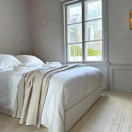 Uniikki Ja Tunnelmallinen Empireasunto Haemeenlinnan Ydinkeskustassa Apartment *